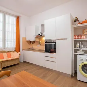 Appartamento Orange - City Center, Genova